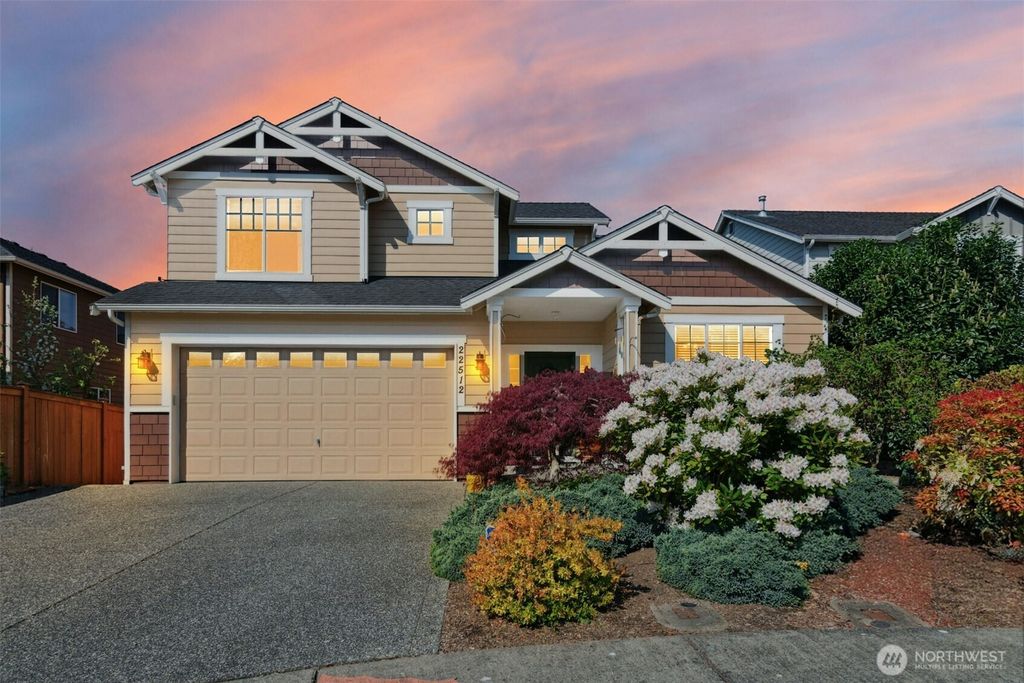 Photo of 22512 38th Avenue SE, Bothell, WA 98021 (MLS # 2362851)