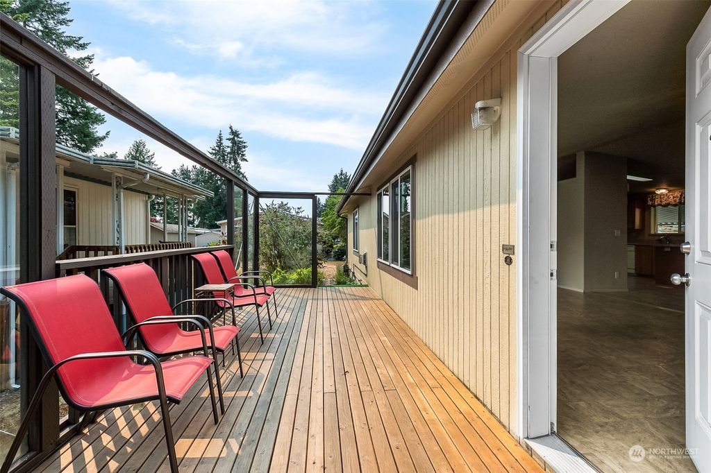 Photo of 18425 NE 95th Street #77, Redmond, WA 98052 (MLS # 2155054)