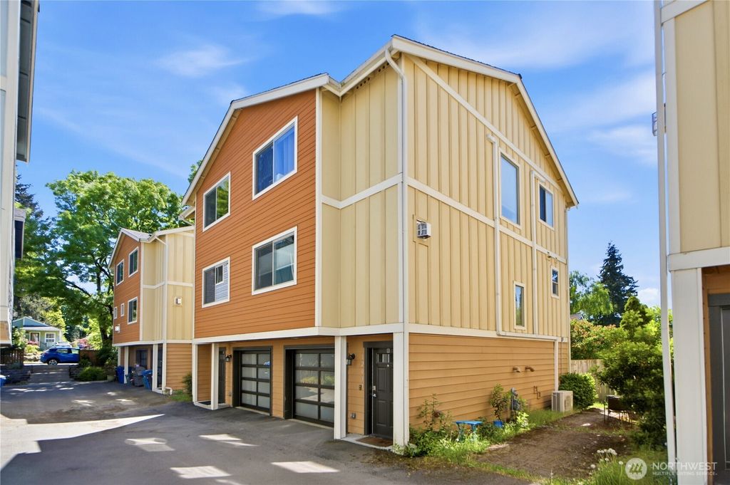 Photo of 12031 35th Avenue NE #A, Seattle, WA 98125 (MLS # 2523056)