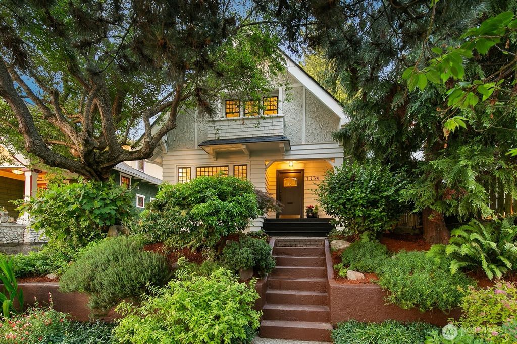 Photo of 1334 44th Avenue SW, Seattle, WA 98116 (MLS # 2391090)