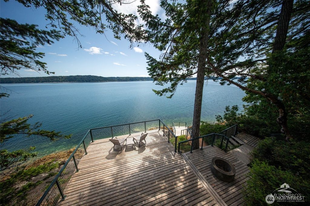 Photo of 95 Weather-n-heights, Brinnon, WA 98320 (MLS # 2528732)