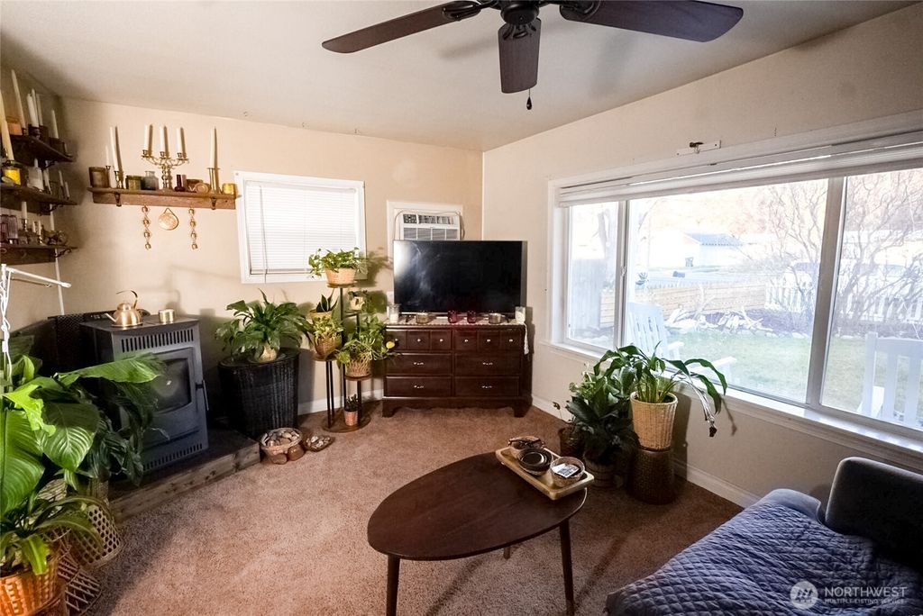 Photo of 414 S 4th Street, Dayton, WA 99328 (MLS # 2467069)