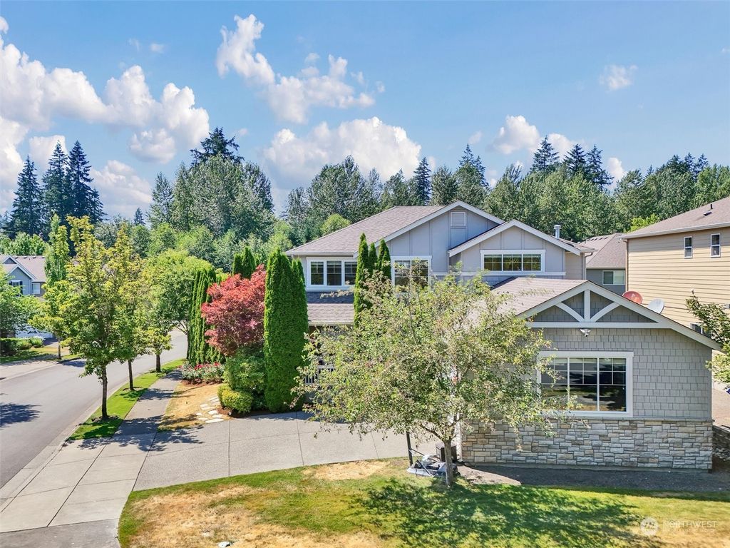 Photo of 12031 179 Place NE, Redmond, WA 98052 (MLS # 2259217)