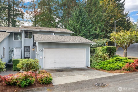 Photo of 2902 28th Street SE, Auburn, WA 98092 (MLS # 2587341)