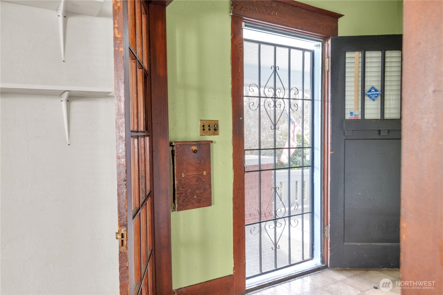 1208 S Ainsworth Avenue