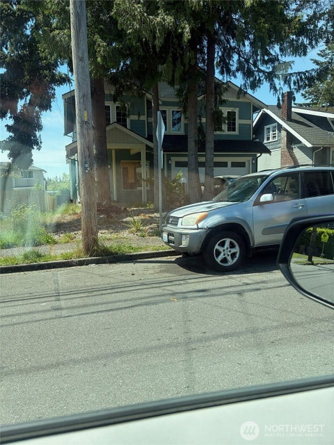 Photo of 6410 S Park Avenue, Tacoma, WA 98408 (MLS # 2541017)
