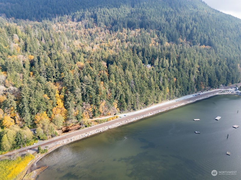 2190 Chuckanut Drive