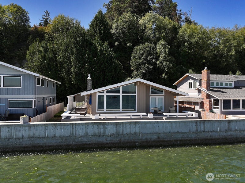 3761 Bells Lane