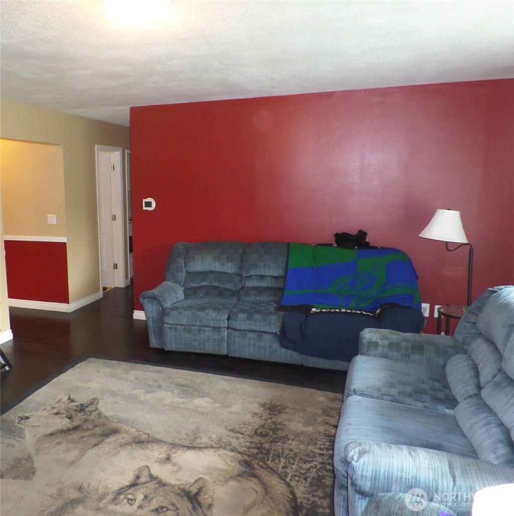 Photo of 32 NE Tremont Drive, College Place, WA 99324 (MLS # 2465645)