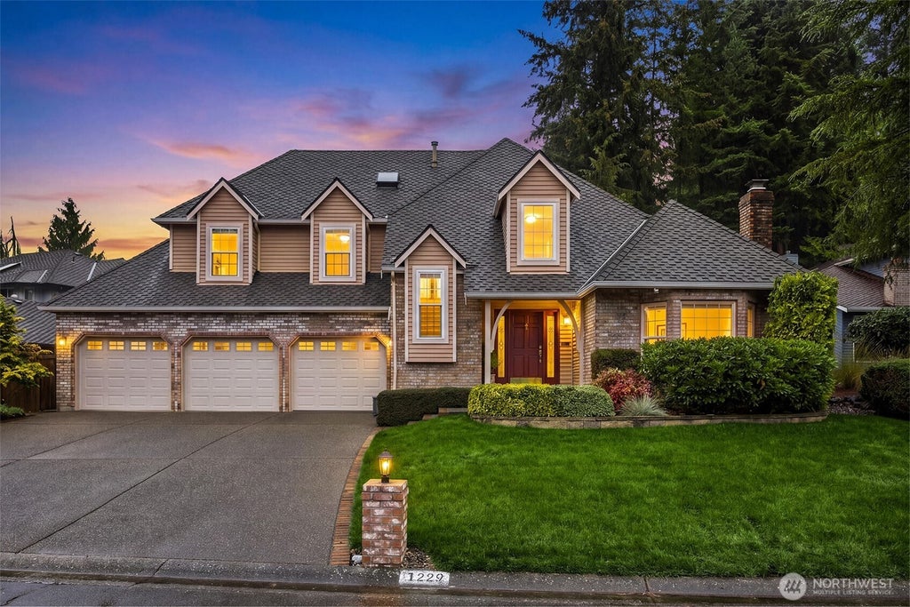 Photo of 1229 142nd Place SE, Mill Creek, WA 98012 (MLS # 2588808)