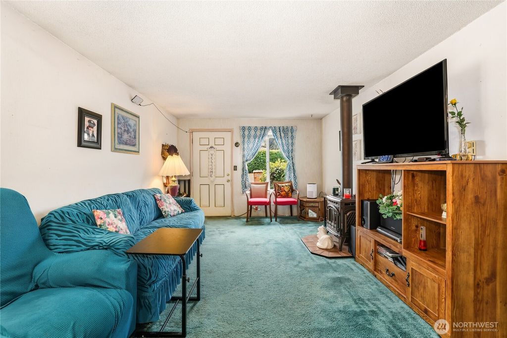 Photo of 5625 N 47th Street, Tacoma, WA 98407 (MLS # 2440761)