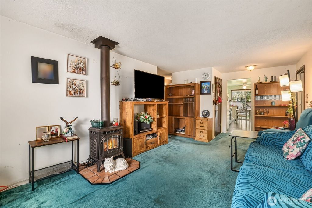 Photo of 5625 N 47th Street, Tacoma, WA 98407 (MLS # 2440761)