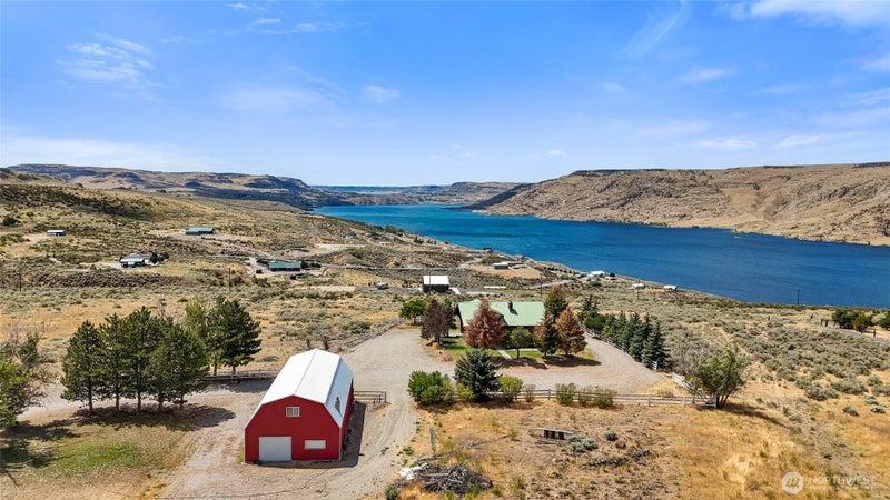 46575 Meadowlark Lane