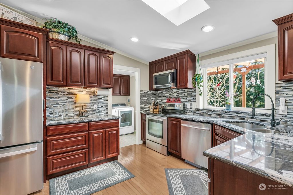 Photo of 29832 48th Avenue S, Auburn, WA 98001 (MLS # 2218909)