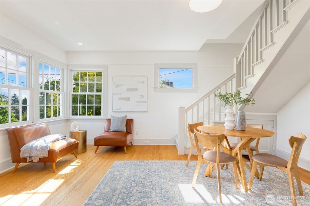 listing image 9365000829200156867
