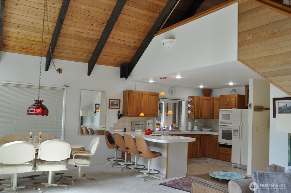 Photo of 330 Pebble Beach Drive, Cle Elum, WA 98922 (MLS # 2496816)