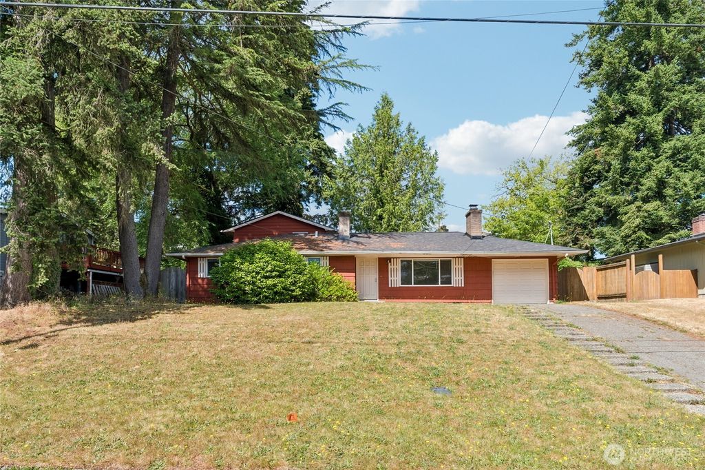 Photo of 1033 151st Avenue SE, Bellevue, WA 98007 (MLS # 2554788)