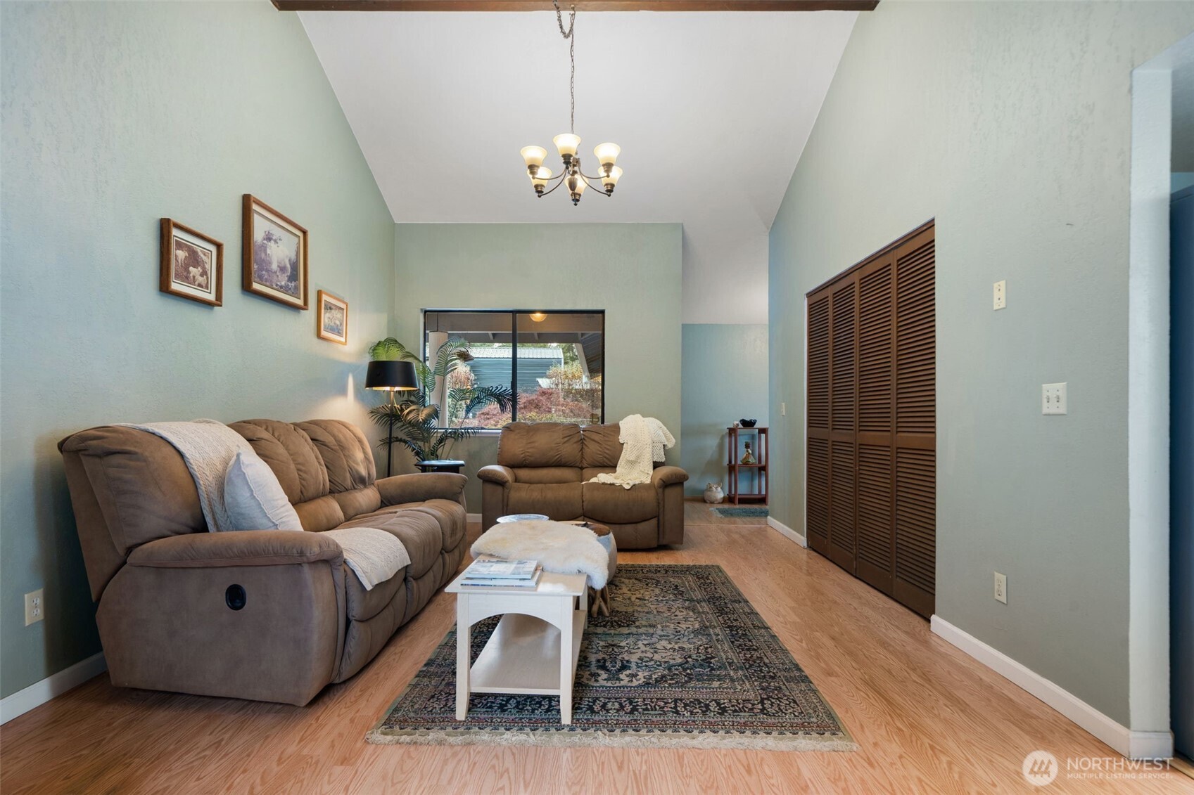 401 E Cove View Road