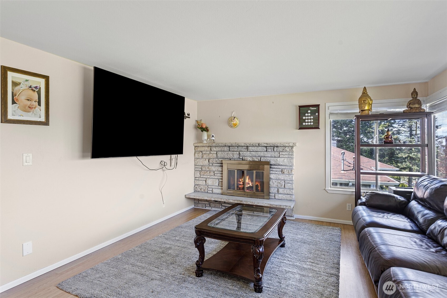 363 Lind Avenue NW