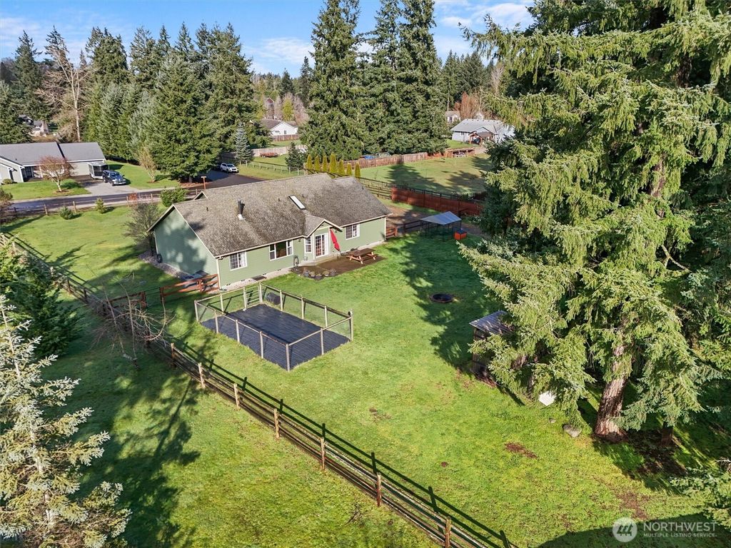 Photo of 34809 93rd Avenue Ct S, Roy, WA 98580 (MLS # 2495702)