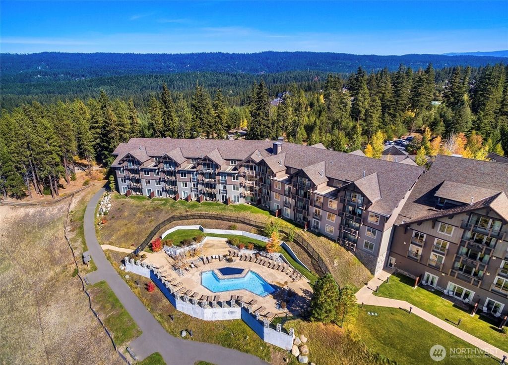 Photo of 3600 Suncadia Trail #5037, Cle Elum, WA 98922 (MLS # 2465798)