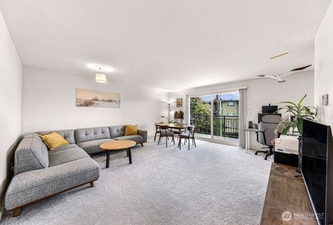 Photo of 911 N 73rd Street #401, Seattle, WA 98103 (MLS # 2445346)