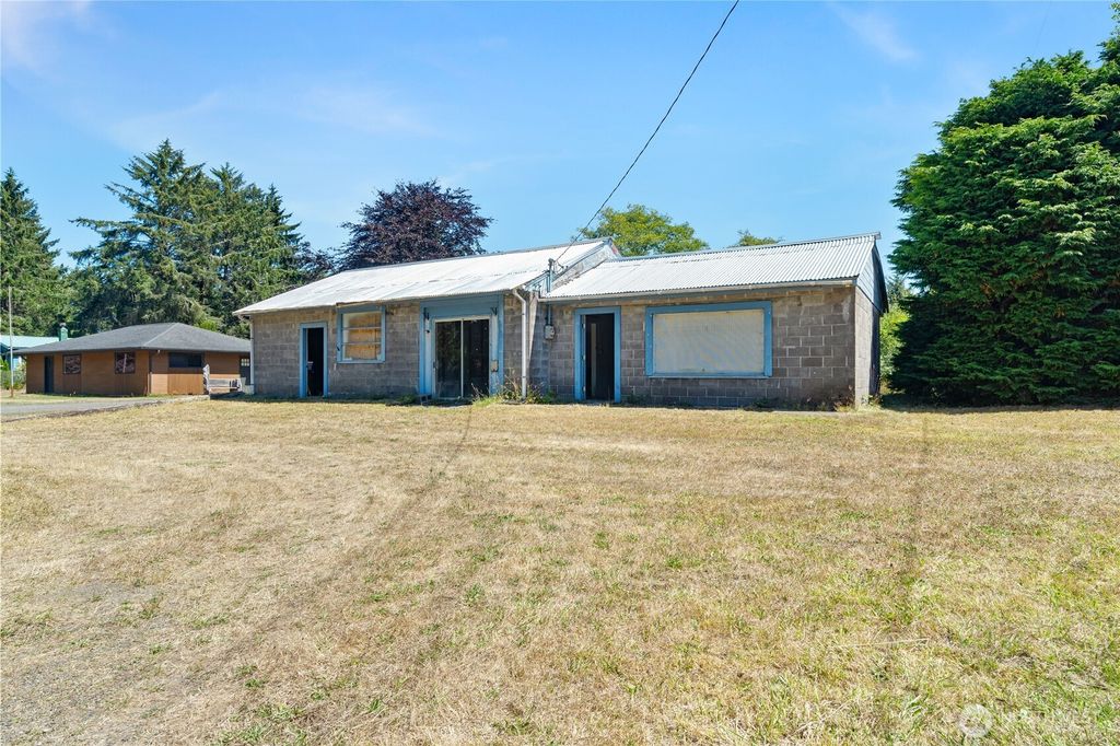 Photo of 2542 State Route 109, Ocean City, WA 98569 (MLS # 2487130)