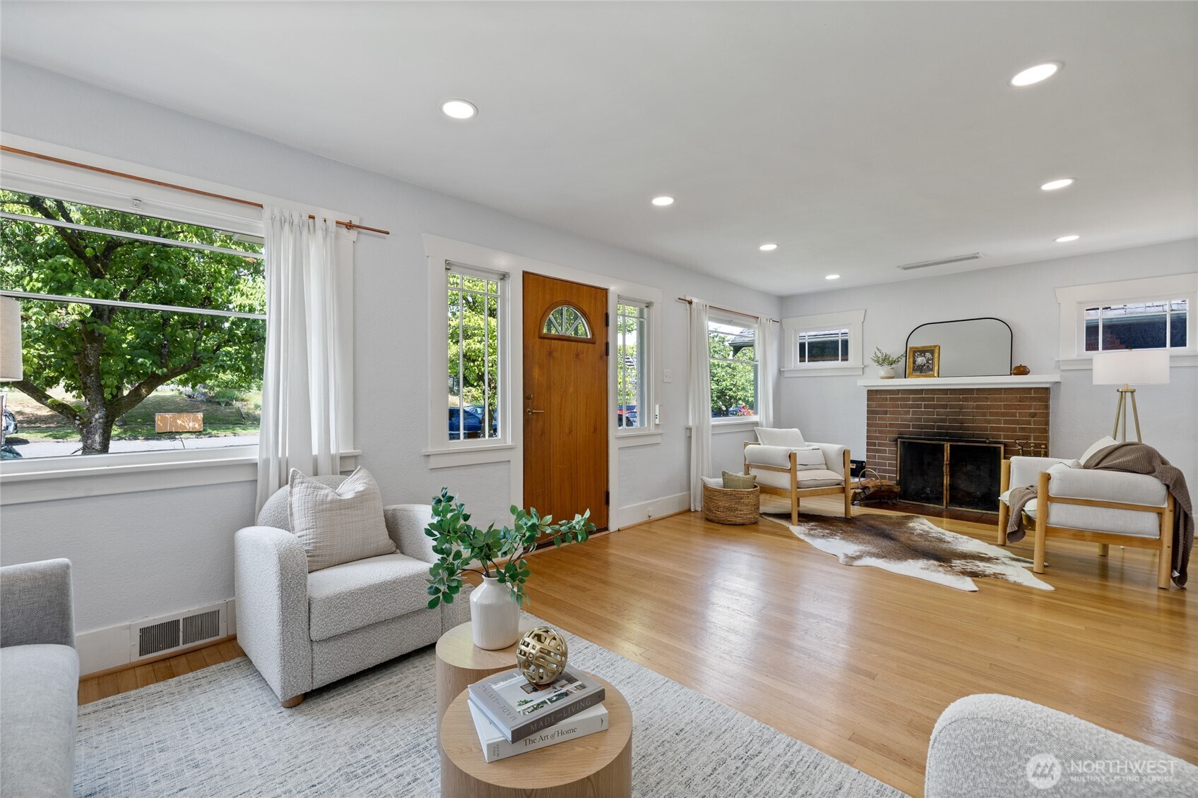 4335 Fawcett Avenue