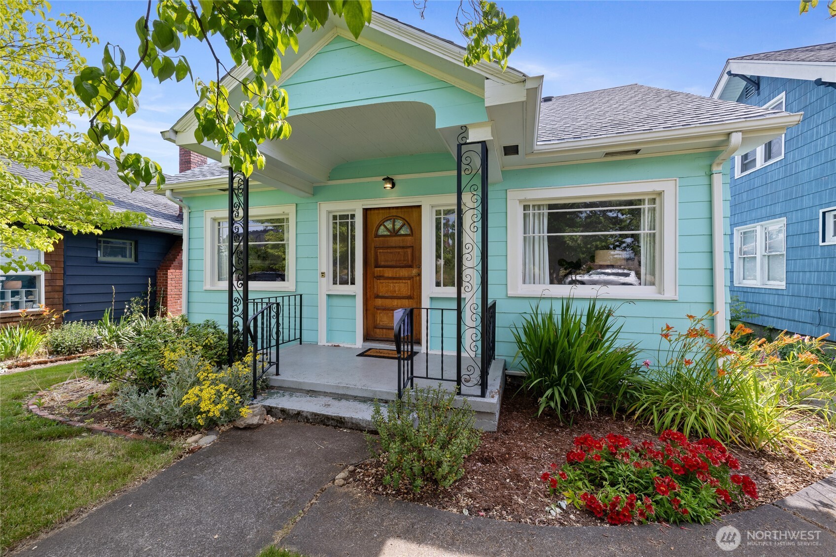 4335 Fawcett Avenue