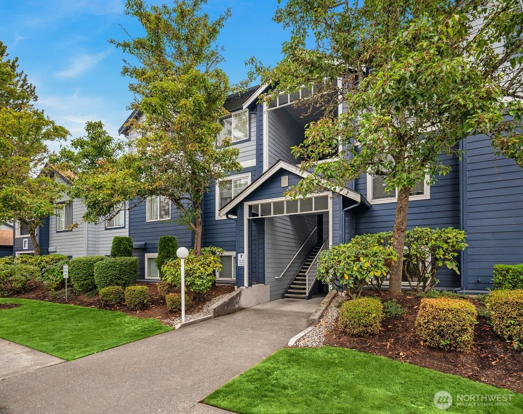 Photo of 10825 SE 200th Street #F103, Kent, WA 98031 (MLS # 2428120)