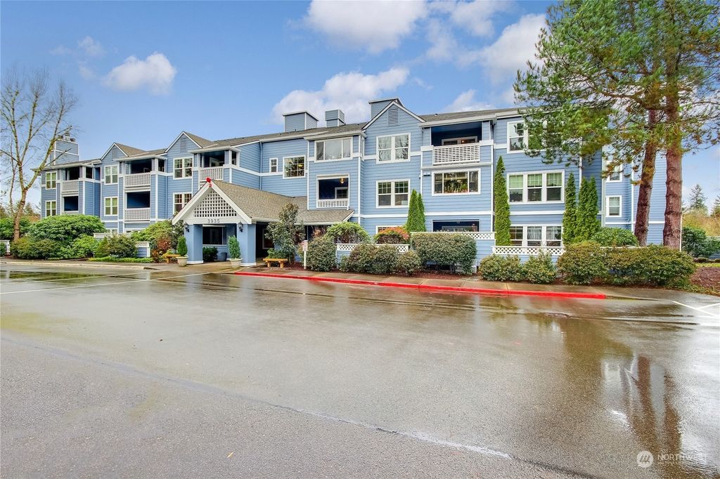 Photo of 3935 226th Place SE #311, Issaquah, WA 98029 (MLS # 2203329)