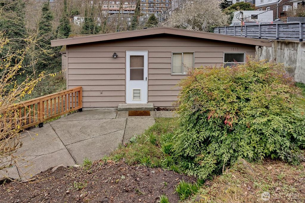 Photo of 1813 Taylor Avenue N, Seattle, WA 98109 (MLS # 2341239)