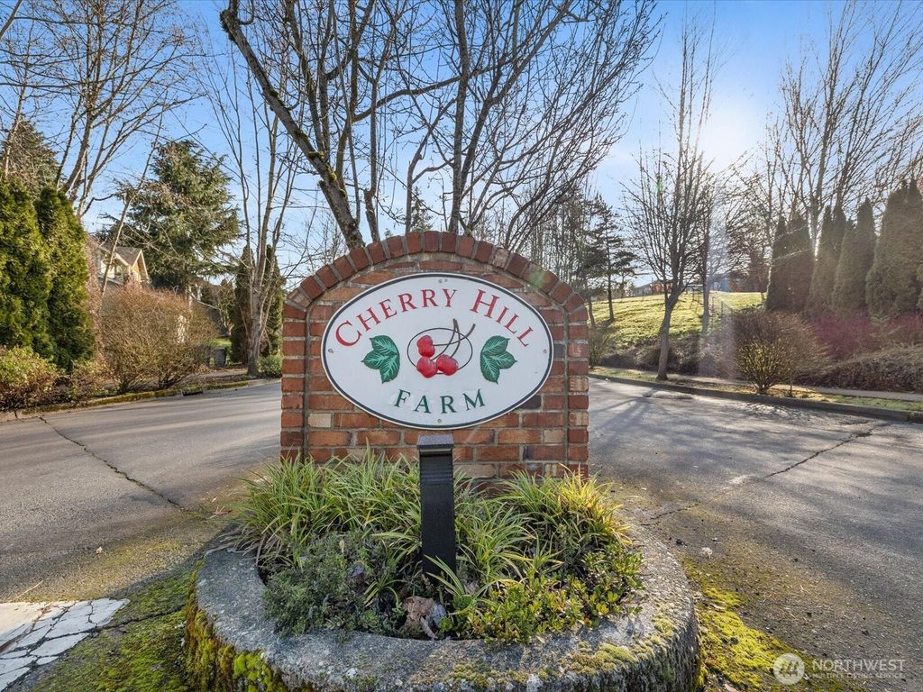 Photo of 12103 NE 168th Place, Bothell, WA 98011 (MLS # 2480643)