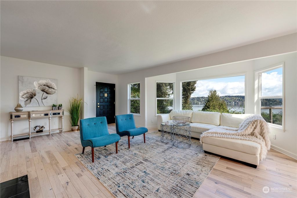 Photo of 6419 S Norfolk Street, Seattle, WA 98118 (MLS # 2222985)