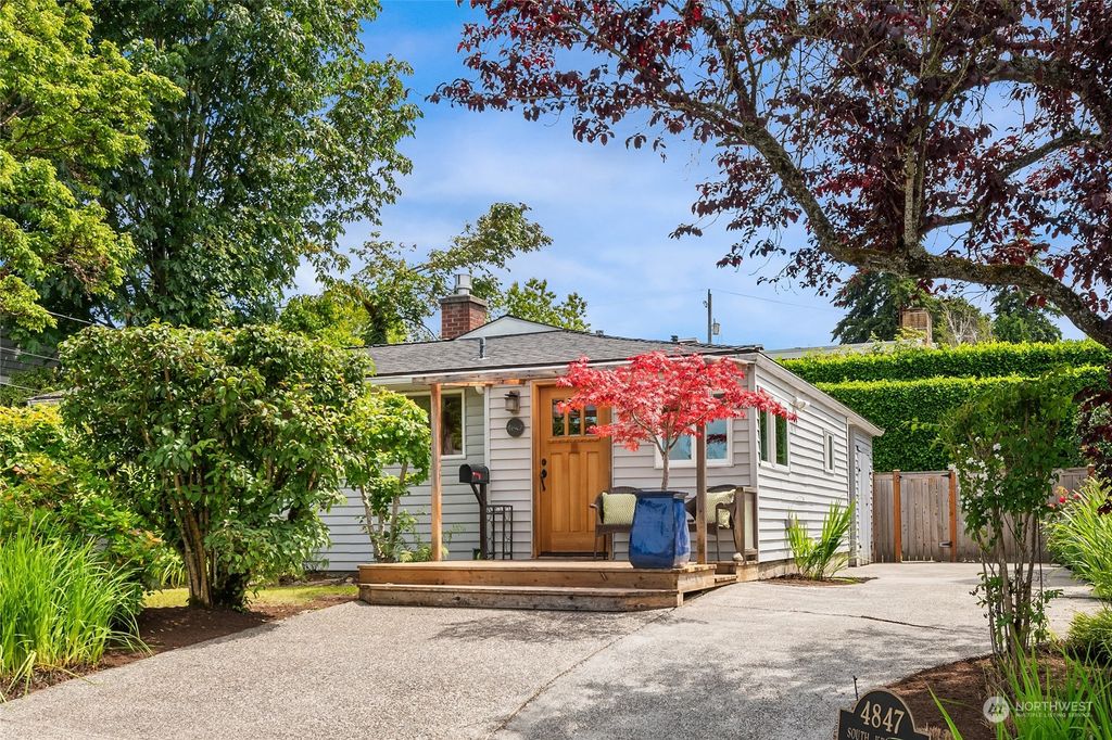 Photo of 4847 S Kenny Street, Seattle, WA 98118 (MLS # 2255906)