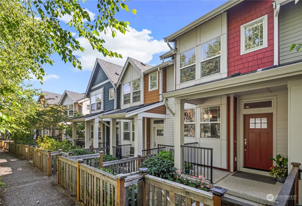 Photo of 6914 31st Avenue SW, Seattle, WA 98126 (MLS # 2146783)