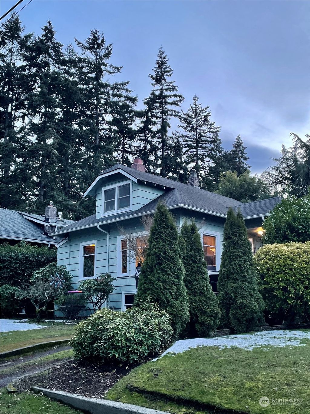 Photo of 7323 Wright Avenue SW, Seattle, WA 98136 (MLS # 2040740)