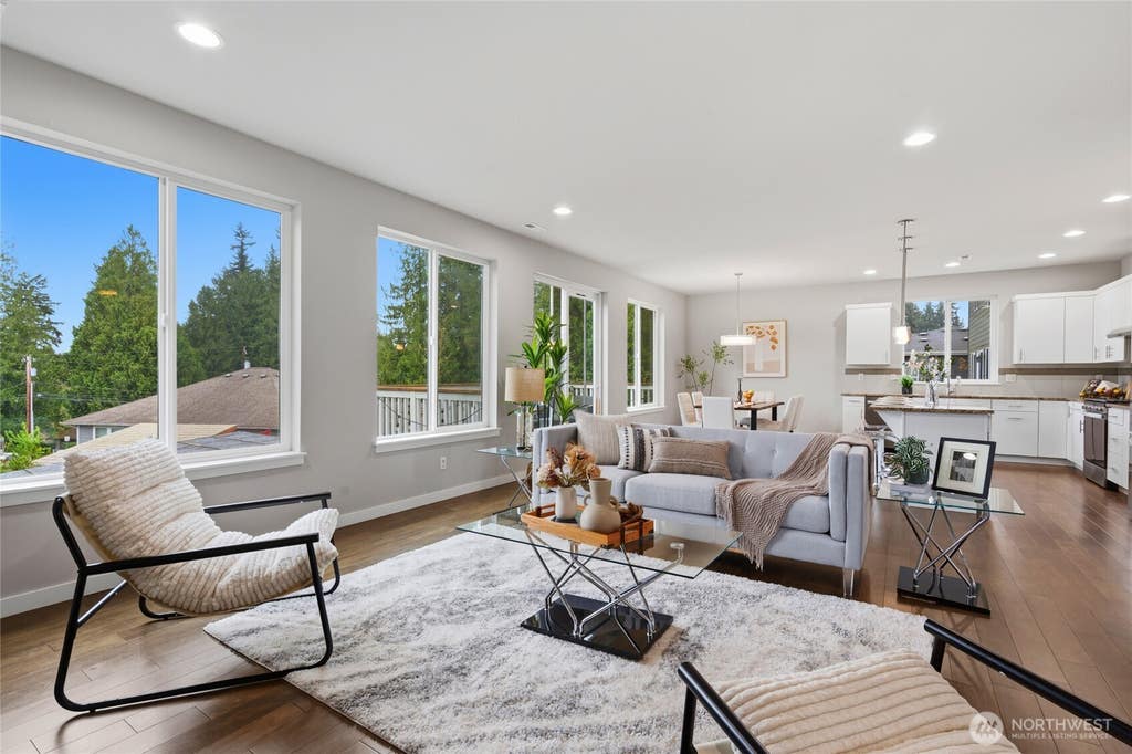 Photo of 19217 8th Avenue W, Lynnwood, WA 98036 (MLS # 2563013)