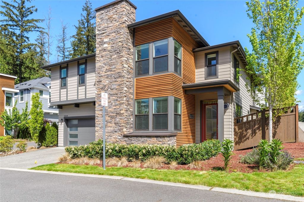 Photo of 24040 NE 14th Street, Sammamish, WA 98074 (MLS # 2234539)