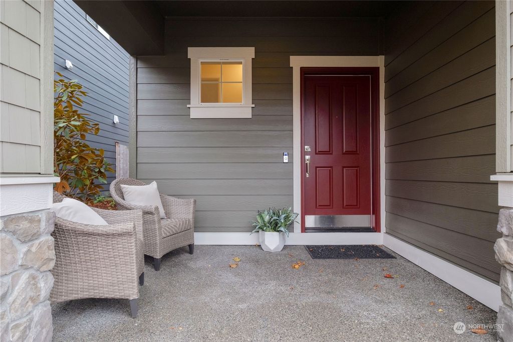Photo of 414 201st Place SW, Lynnwood, WA 98036 (MLS # 2175716)