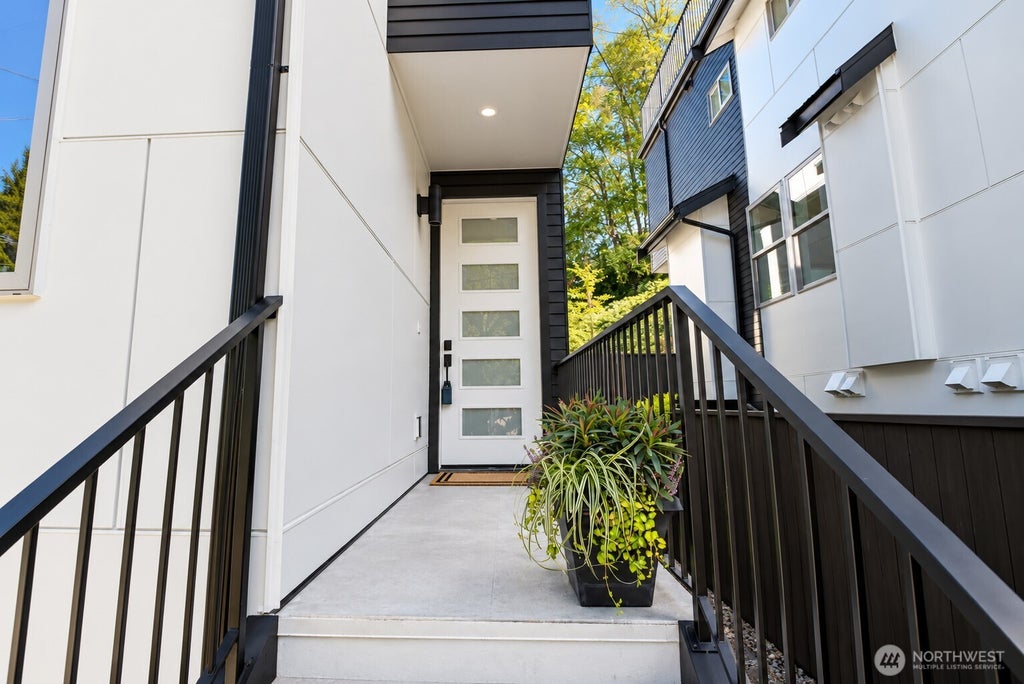 Photo of 5608 31st Avenue SW, Seattle, WA 98126 (MLS # 2594155)