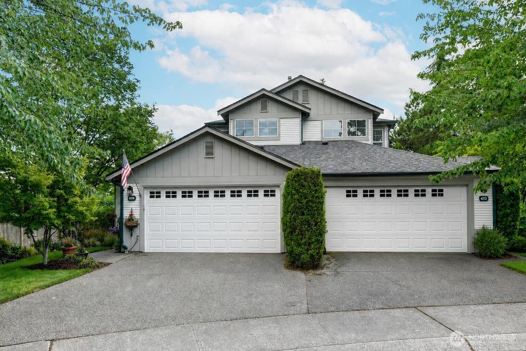 Photo of 4210 216th Street SW, Mountlake Terrace, WA 98043 (MLS # 2573740)