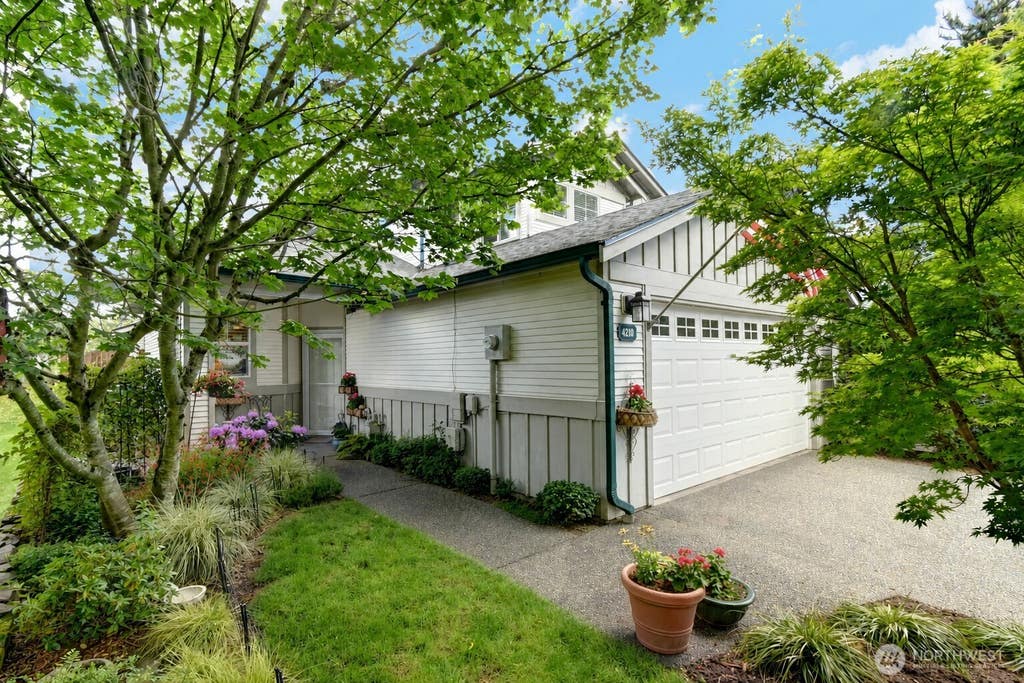 Photo of 4210 216th Street SW, Mountlake Terrace, WA 98043 (MLS # 2573740)