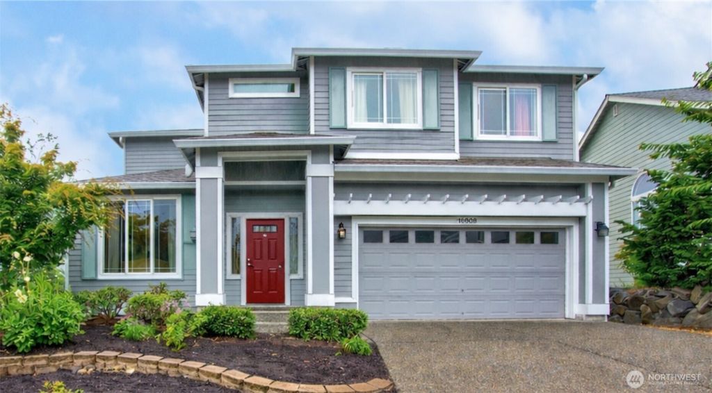 Photo of 16608 43rd Avenue W, Lynnwood, WA 98037 (MLS # 2467151)