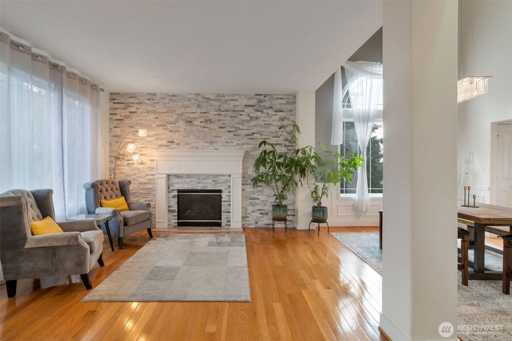 Photo of 16608 43rd Avenue W, Lynnwood, WA 98037 (MLS # 2467151)