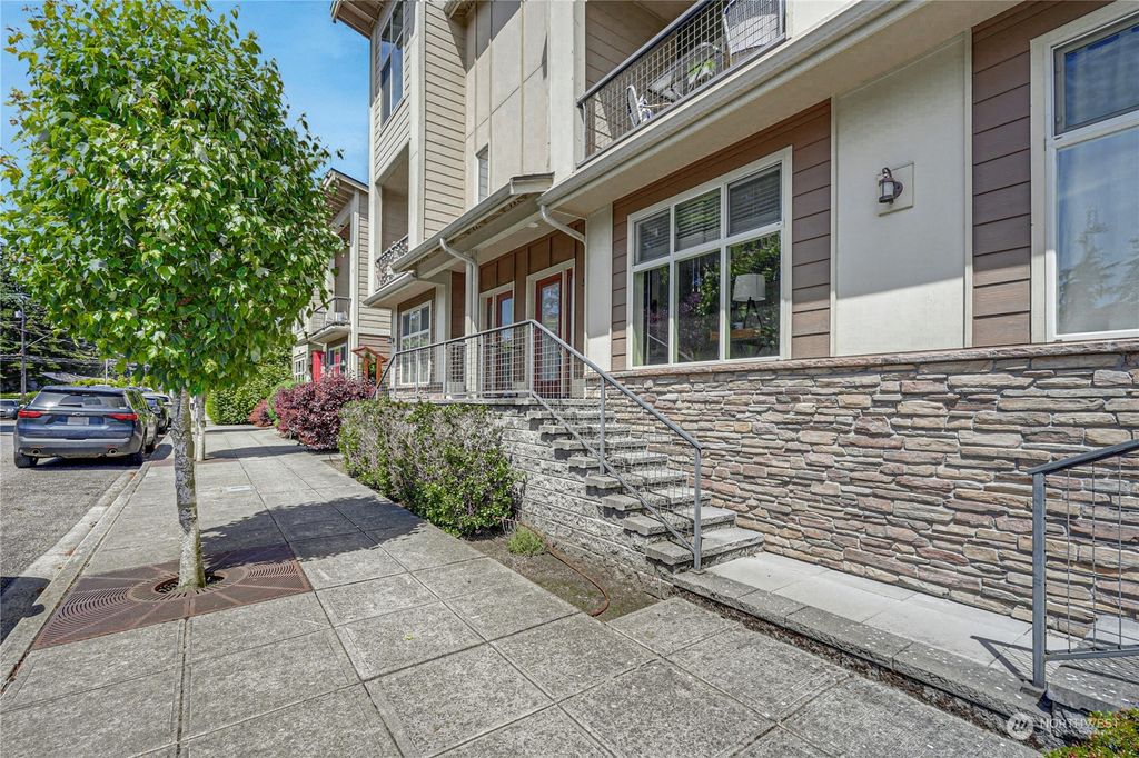 Photo of 5501 234th Street SW #5, Mountlake Terrace, WA 98043 (MLS # 2242013)