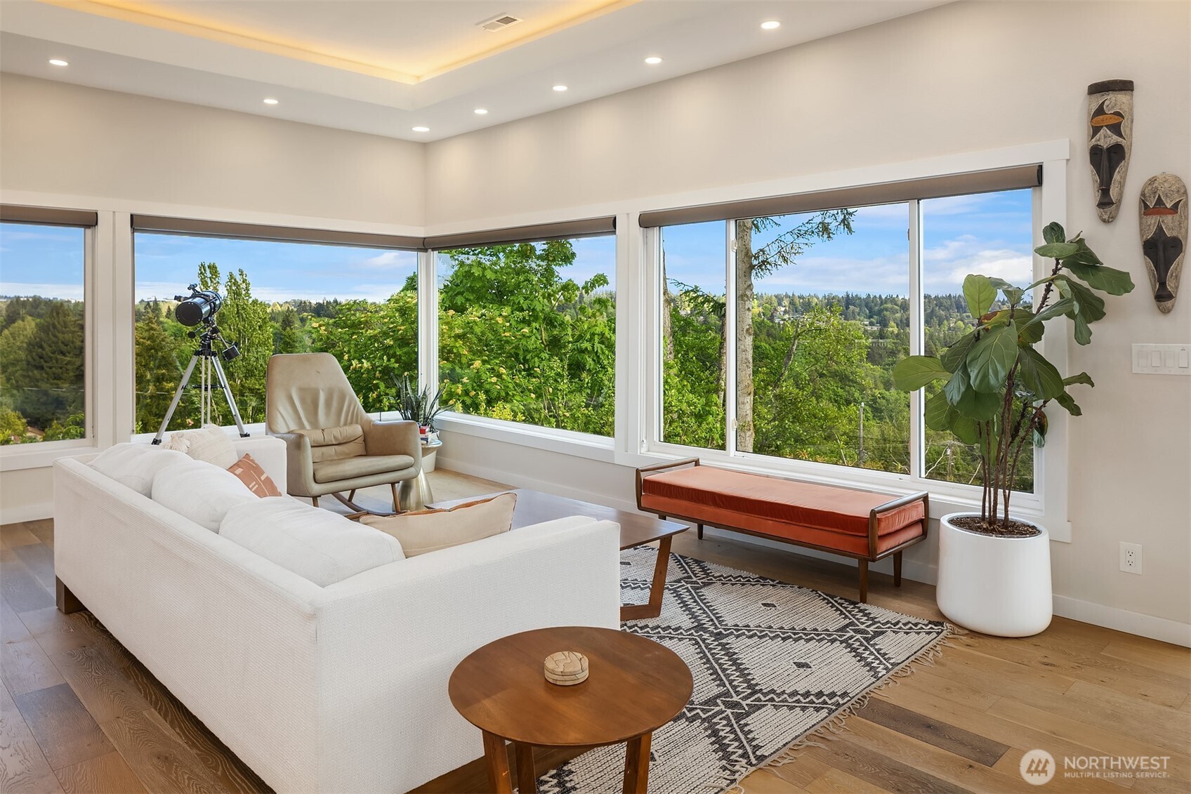 Burien, Washington 98166, United States, 4 Bedrooms Bedrooms, ,3 BathroomsBathrooms,Residential,Pending,129647