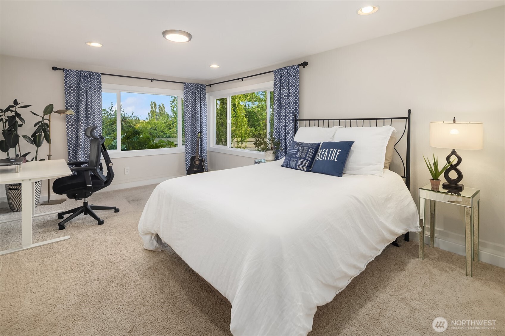 Burien, Washington 98166, United States, 4 Bedrooms Bedrooms, ,3 BathroomsBathrooms,Residential,Pending,129647