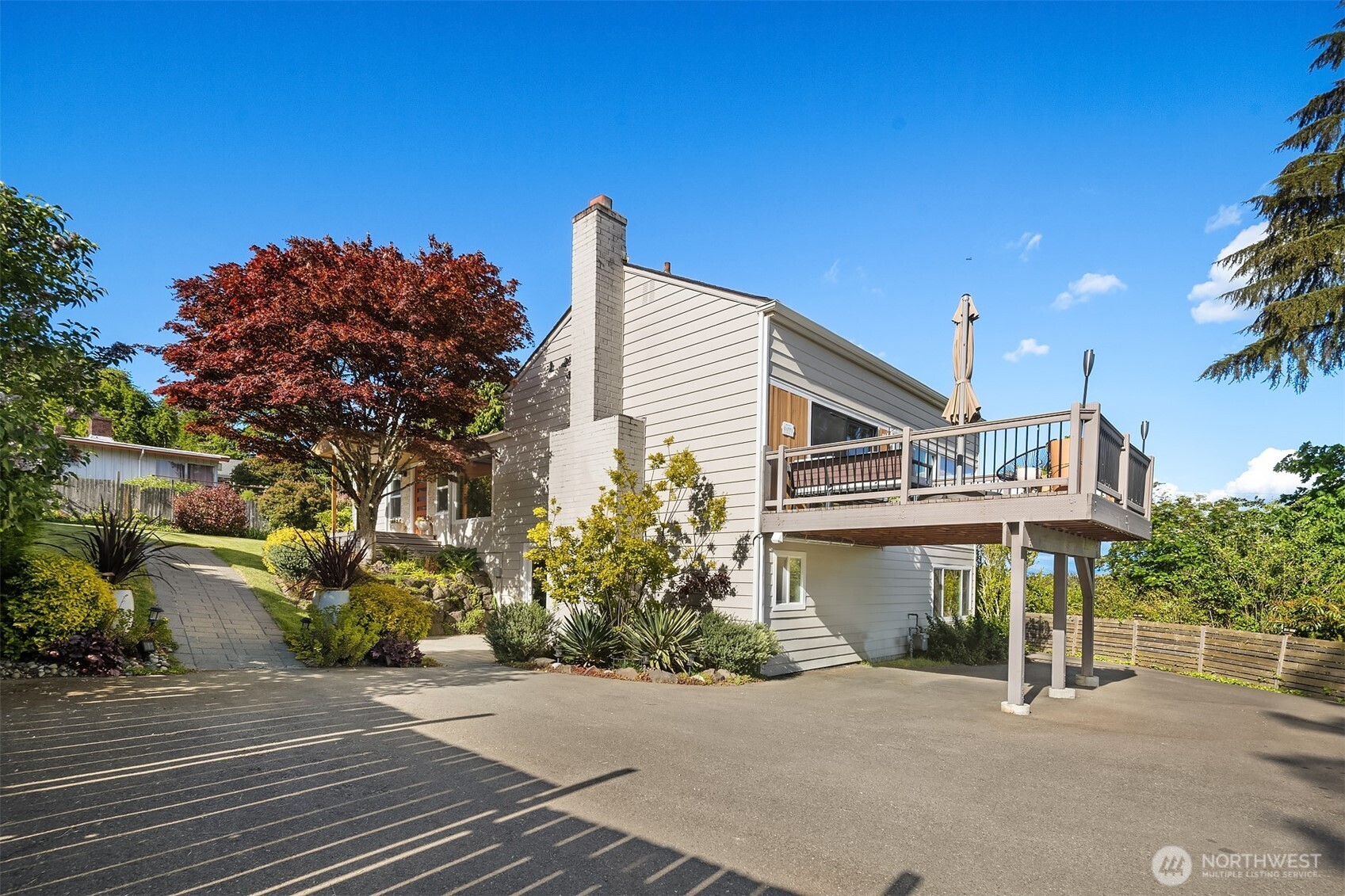 Burien, Washington 98166, United States, 4 Bedrooms Bedrooms, ,3 BathroomsBathrooms,Residential,Pending,129647