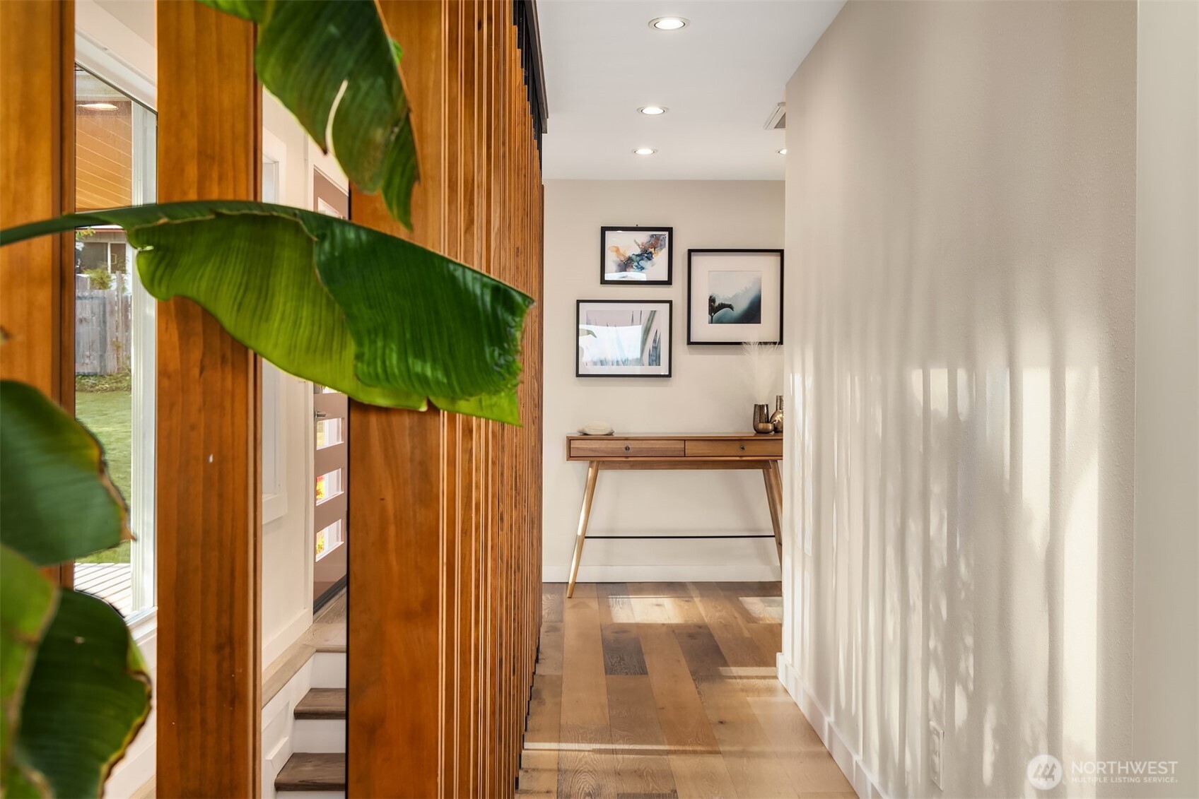 Burien, Washington 98166, United States, 4 Bedrooms Bedrooms, ,3 BathroomsBathrooms,Residential,Pending,129647